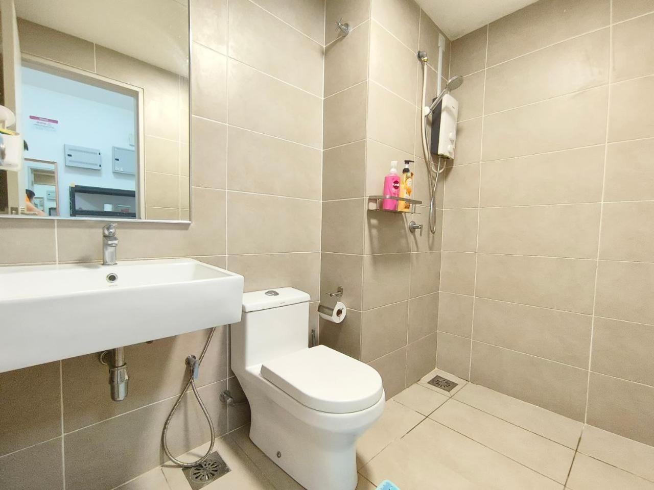 Cozy Mrt-Linked Unit, Dsara Sentral Sovo #Ds1 Sungai Buloh Exterior foto